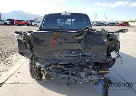 2020 Toyota Tacoma Double Cab z USA, uszkodzony, nr VIN 3TMCZ5AN0LM334699